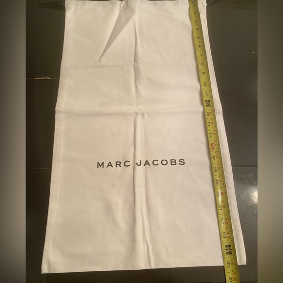 2 BIG MARC JACOBS DUST BAGS - Picture 6 of 6